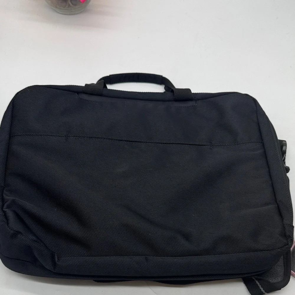 Solo New York Black Nylon Laptop Travel Bag TOT8392B